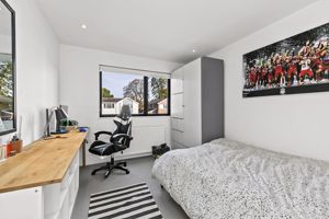 Bedroom- click for photo gallery
